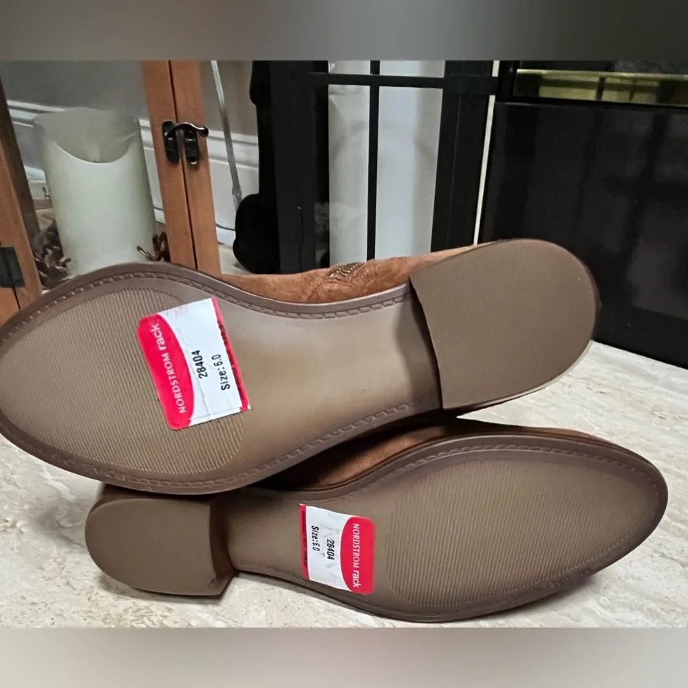 NWT Michael Kors Kieran Suede Bootie
